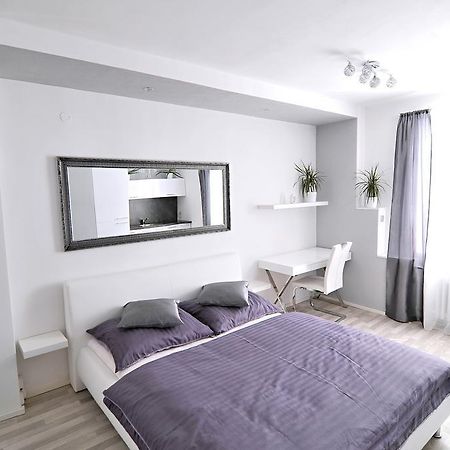Avax Apartment Liberec Esterno foto